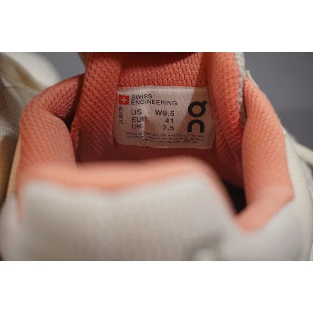 On Running Shoes Trainers Cloudflyer White Coral Swiss Gym Womens Size 9.5